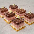 Restaurantware-6 Cavities Pastry & Baking Mold, 1 Oven-Ready 3D Mold - Flexible, Freezable, White Silicone Silicone Mold For Baking, Easy Release, For Chocolate, Cheesecake, Jelly, Or Mousse