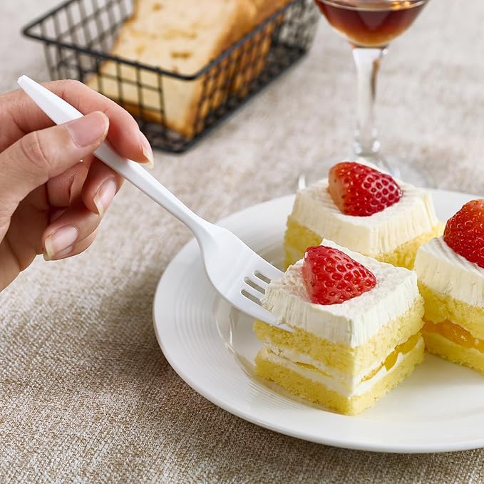 FOCUSLINE 2000 Pack White Plastic Forks Bulk, Heat Resistant Disposable Forks, Plastic Silverware for Take out Restaurants, Parties, Picnics, Travel & Any Events