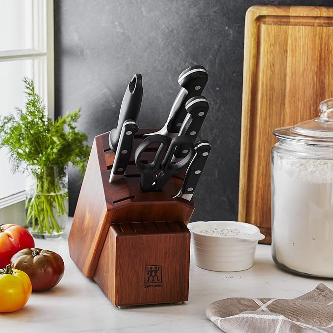 ZWILLING Pro 7-pc Knife Block Set - Acacia
