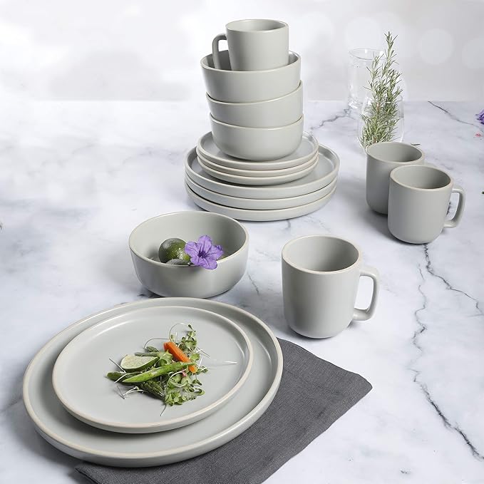 Gibson Home Zuma 16 Piece Round Kitchen Dinnerware Set, Dishes, Plates, Bowls, Mugs, Service for 4, Matte Stoneware, Light Grey